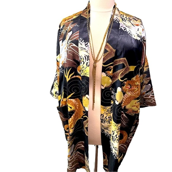 Other - Open Front with Two Pockets Kimono- lightweight and flowy
